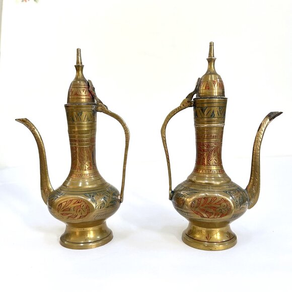 Set of two Vintage Ornate Solid Brass and Enamel Teapot Genie Lamp Oil P… - Picture 1 of 8